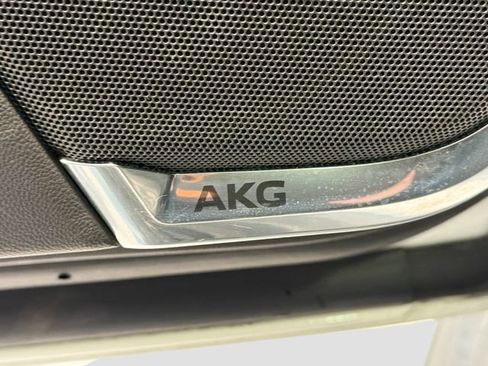 Certified 2022 Cadillac Escalade Sport Platinum w/ Heavy-Duty Trailer Package image 19