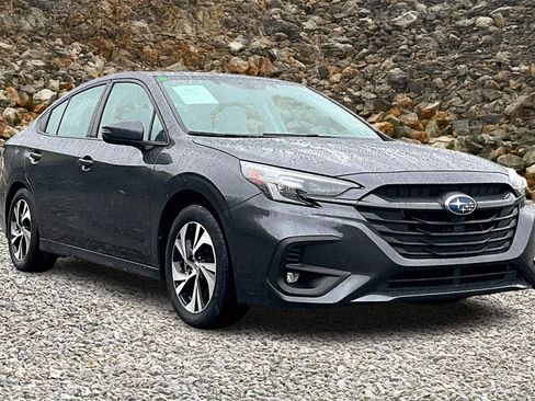 Used 2023 Subaru Legacy Premium image 10