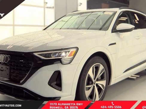 Used 2024 Audi Q8 e-tron Premium AWD/4WD image 1