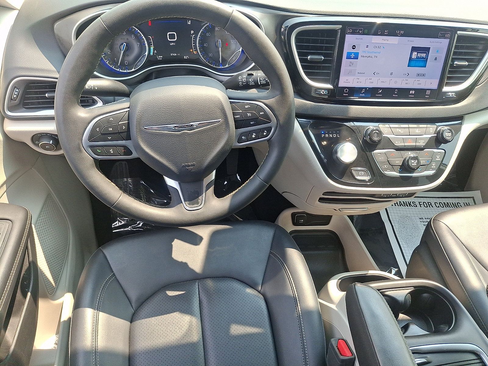 Used 2024 Chrysler Pacifica Touring-L FWD image 12