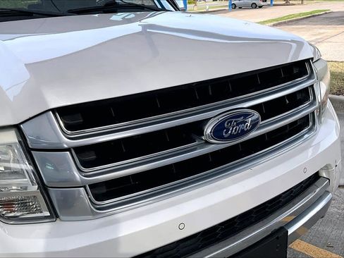 Used 2015 Ford Expedition Platinum image 30