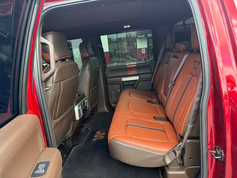 Used 2018 Ford F150 King Ranch w/ Equipment Group 601A Luxury AWD/4WD image 27