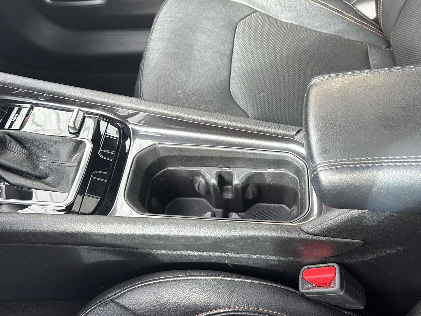 Used 2023 Jeep Compass Latitude w/ Sun and Sound Group AWD/4WD image 32