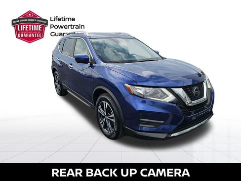 Used 2020 Nissan Rogue SV w/ Premium Package image 7