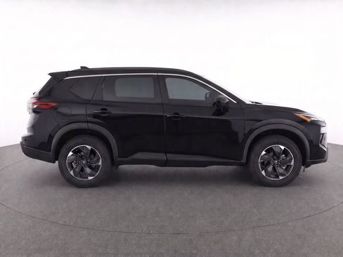 Used 2023 Nissan Rogue SL w/ SL Premium Package FWD image 9