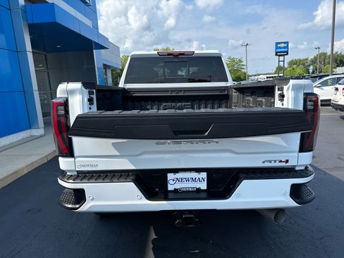Used 2026 GMC Sierra 3500 AT4 w/ AT4 Premium Plus Package AWD/4WD image 16