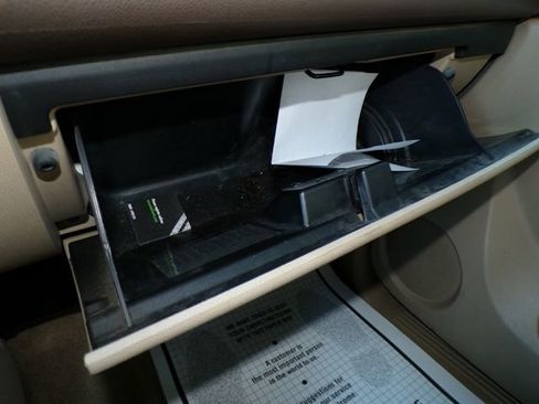 Used 2010 Chevrolet Avalanche LT w/ Suspension Package, Off-Road image 30