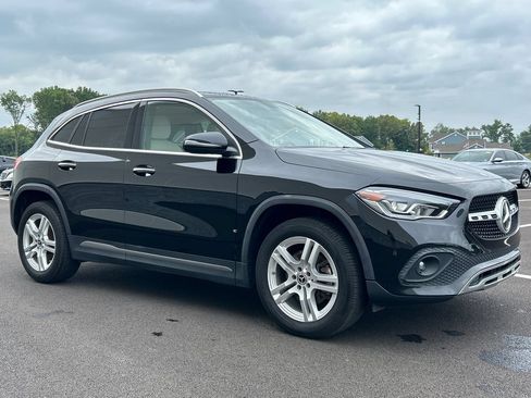 Used 2023 Mercedes-Benz GLA 250 4MATIC image 2
