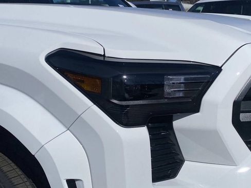 New 2026 Toyota Tacoma SR5 image 17