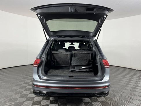 Used 2023 Volkswagen Tiguan SE R-Line FWD image 42
