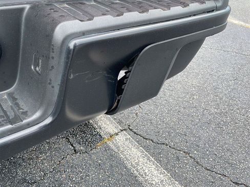 Used 2019 Chevrolet Colorado ZR2 AWD/4WD image 9