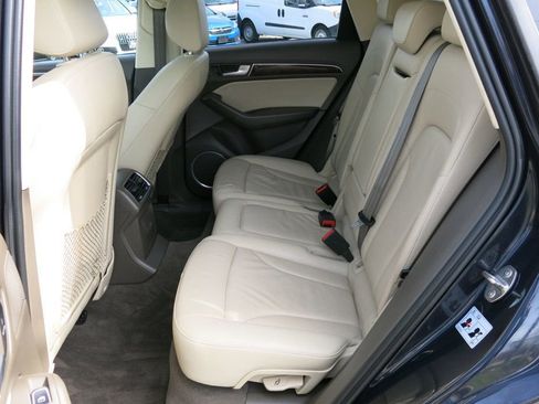 Used 2017 Audi Q5 2.0T Premium Plus w/ Technology Package image 15