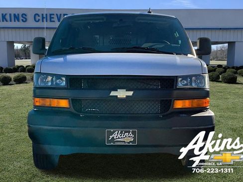 New 2025 Chevrolet Express 2500 w/ Driver Convenience Package image 21