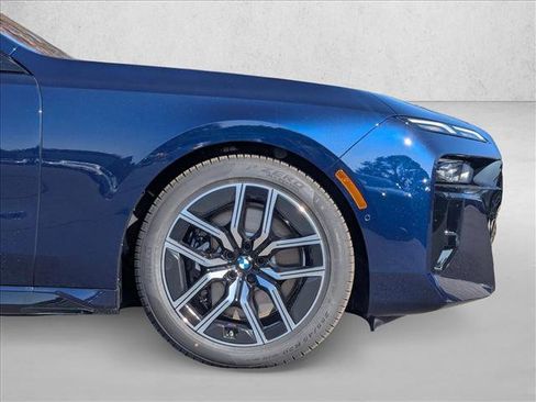 New 2026 BMW 740i image 10