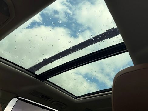 Used 2020 Subaru Ascent Touring w/ Popular Package #3 AWD/4WD image 27