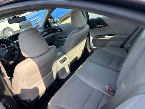 Used 2016 Honda Accord EX-L image 9