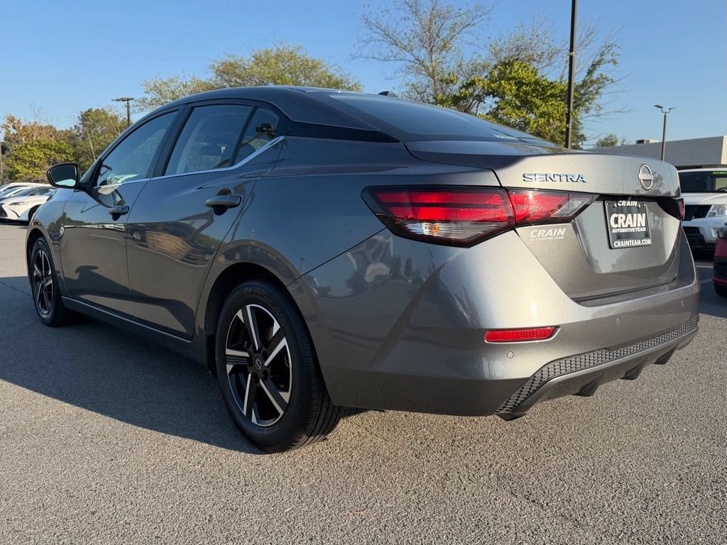 Used 2025 Nissan Sentra SV FWD image 5