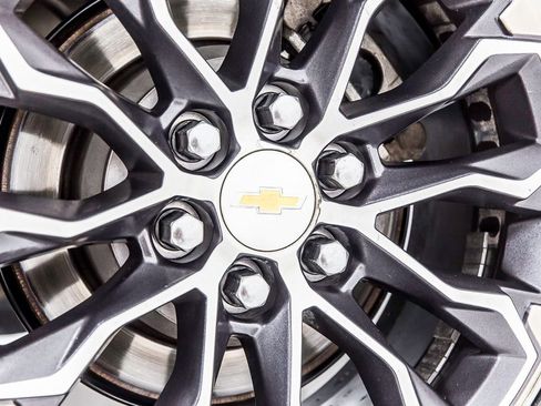 Used 2019 Chevrolet Colorado ZR2 image 40