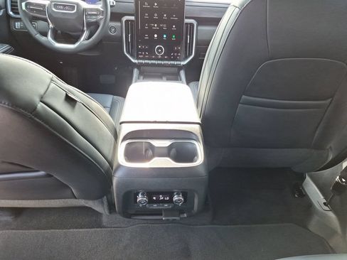 Used 2024 GMC Acadia Elevation w/ Black Edition AWD/4WD image 32