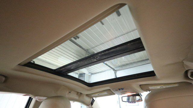 Used 2013 Buick LaCrosse Leather FWD image 12