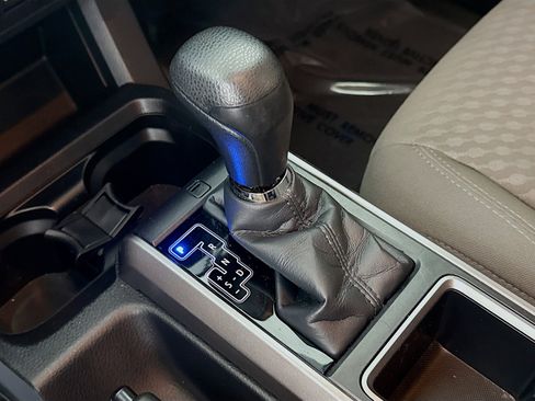 Used 2021 Toyota Tacoma TRD Sport image 20