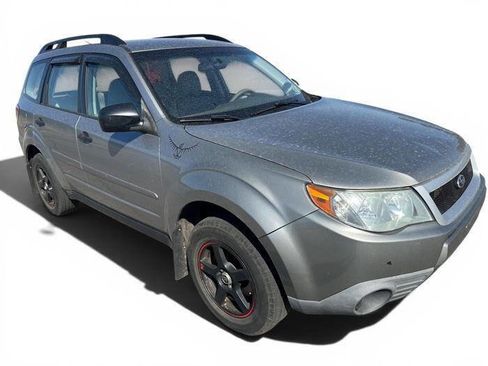 Used 2011 Subaru Forester 2.5X w/ Popular Equipment Group 1A AWD/4WD image 8