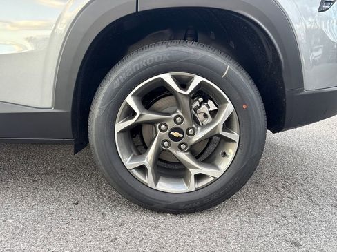 New 2026 Chevrolet Trax LT image 12