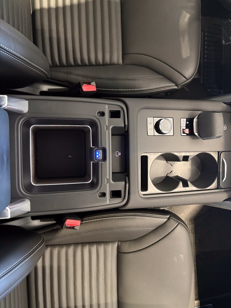New 2026 Land Rover Discovery Dynamic SE AWD/4WD image 31