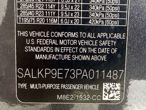 Used 2023 Land Rover Range Rover SE image 28