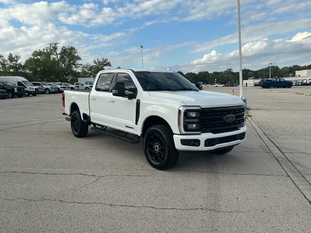 Used 2024 Ford F250 Lariat w/ Black Appearance Package AWD/4WD image 7