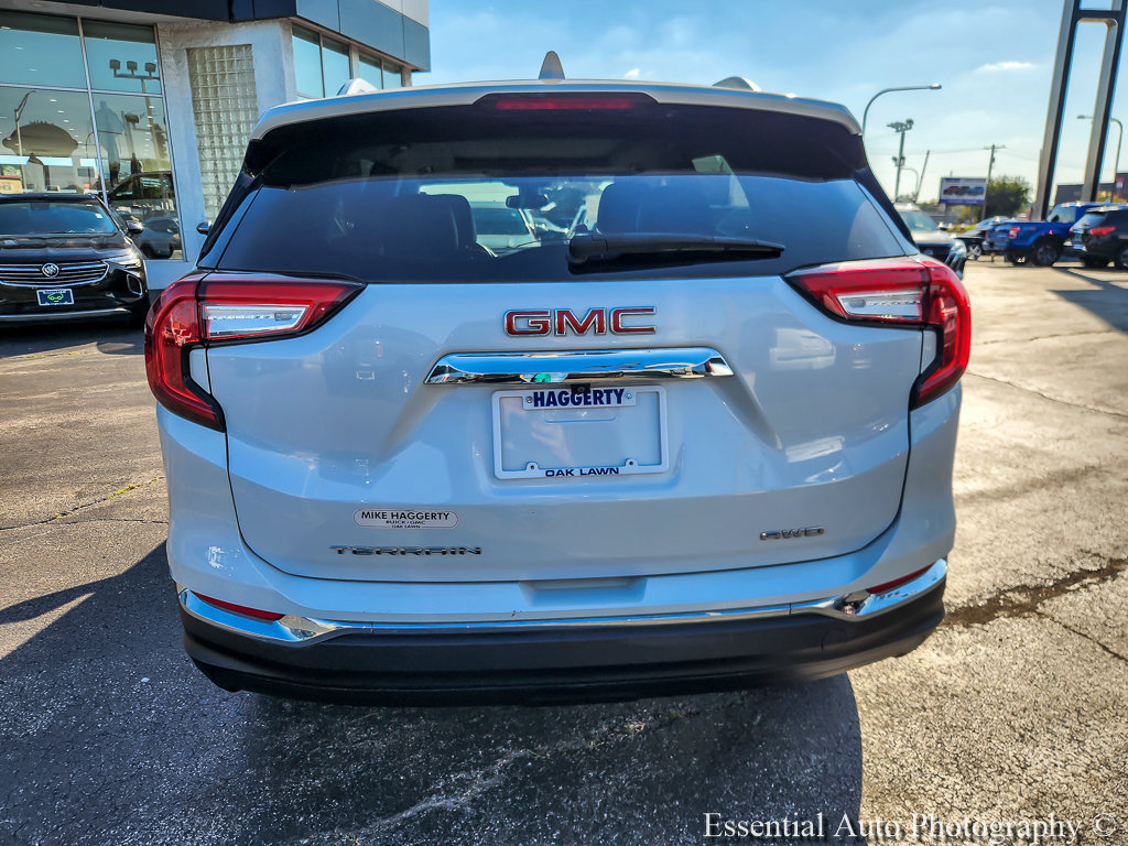 Used 2022 GMC Terrain SLT AWD/4WD image 5