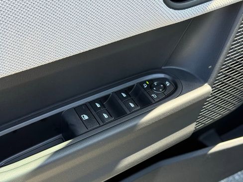 New 2026 MINI Cooper 4-Door Hardtop FWD image 18