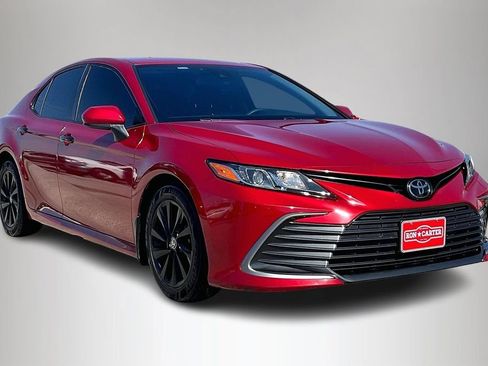 Used 2023 Toyota Camry LE image 1