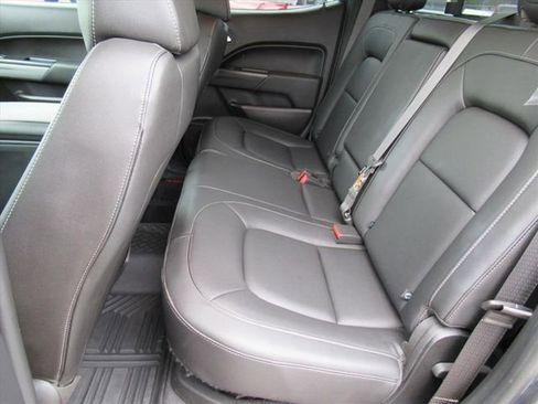 Used 2020 Chevrolet Colorado ZR2 image 28