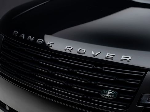 Used 2023 Land Rover Range Rover SE AWD/4WD image 13