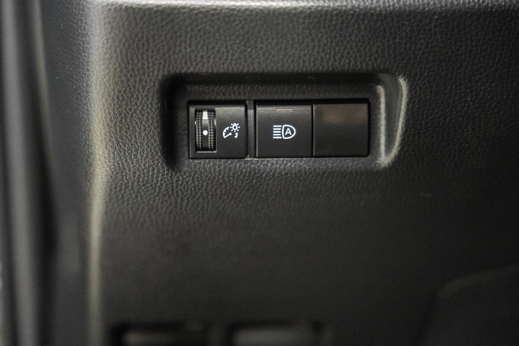 Certified 2024 Toyota RAV4 LE AWD/4WD image 37