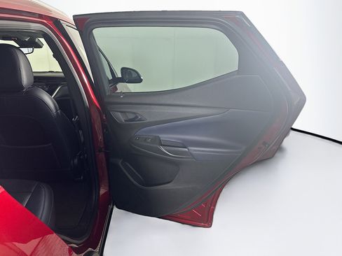 Used 2022 Chevrolet Bolt EUV Premier image 31