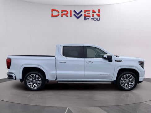 New 2026 GMC Sierra 1500 Denali w/ Denali Reserve Package image 6