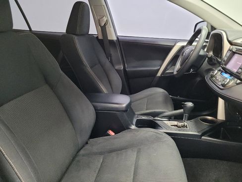 Used 2014 Toyota RAV4 XLE w/ Preferred Accessory Package FWD image 21
