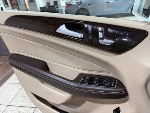 Used 2018 Mercedes-Benz GLE 350 4MATIC w/ Premium 1 Package image 25