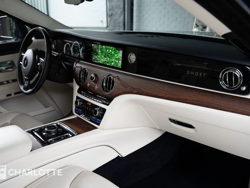 Used 2023 Rolls-Royce Ghost AWD/4WD image 34