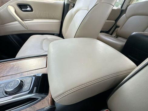 Used 2022 Nissan Armada SL w/ Captain's Chairs Package AWD/4WD image 24