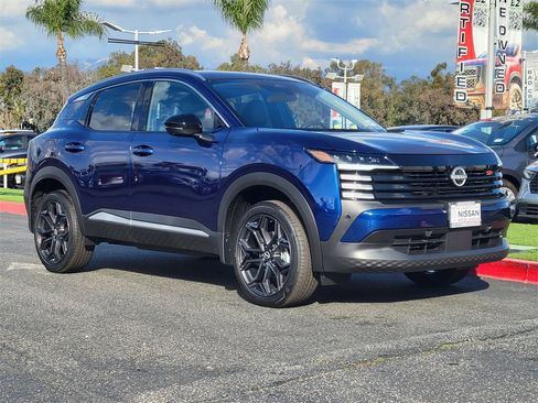 New 2026 Nissan Kicks SR image 14