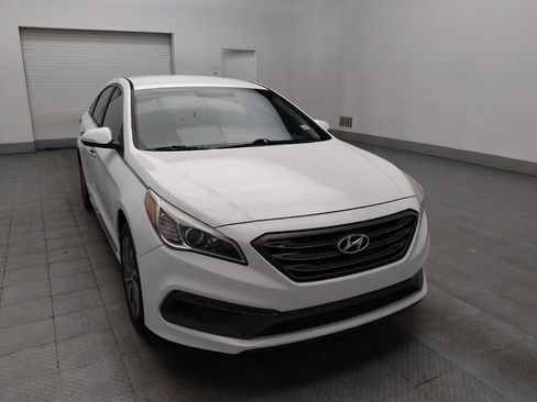 Used 2016 Hyundai Sonata Sport w/ Option Group 02 FWD image 13