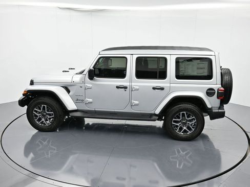 New 2024 Jeep Wrangler Unlimited Sahara w/ Technology Group image 36