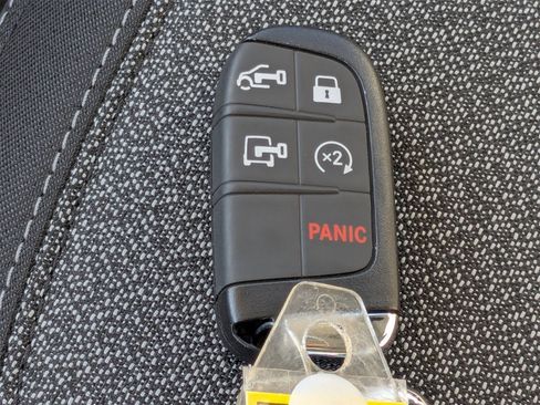 Used 2025 RAM ProMaster 3500 w/ Quick Order Package 22G SLT image 32