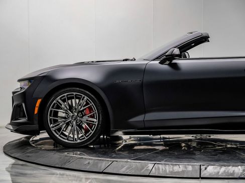 Used 2024 Chevrolet Camaro ZL1 RWD image 10