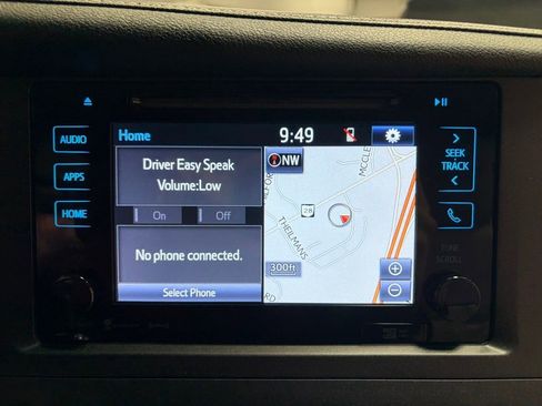 Used 2016 Toyota Sienna XLE Premium image 20