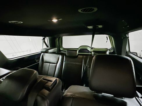 Used 2019 Ford Expedition Max XLT w/ Equipment Group 202A image 29