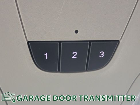 Used 2015 Chevrolet Impala LT w/ Convenience Package image 25